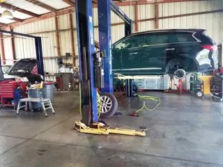 Automotive Service Garage