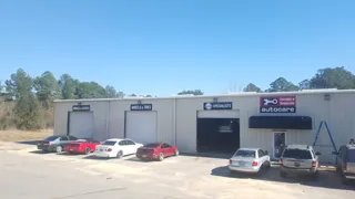 Foreign & Domestic Autocare: Nissan Z Car Specialists