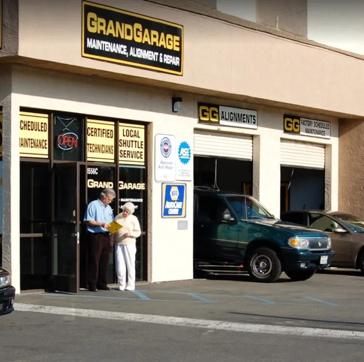 Grand Garage