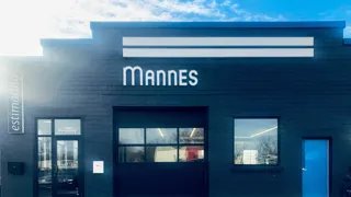 Mannes Body Shop