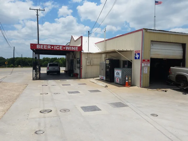 Mickan Motor Company/Walburg Feed Store