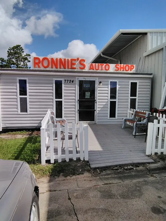 Ronnies Auto Repair