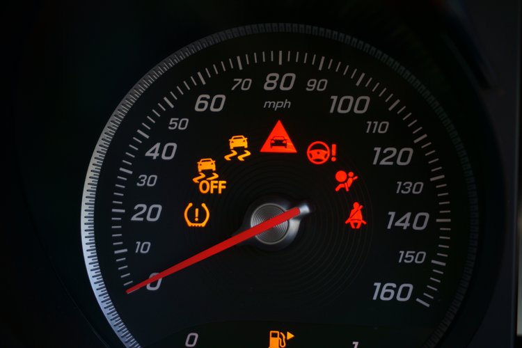 Worried About Dashboard Warning Lights? AutoTechIQ can Help You