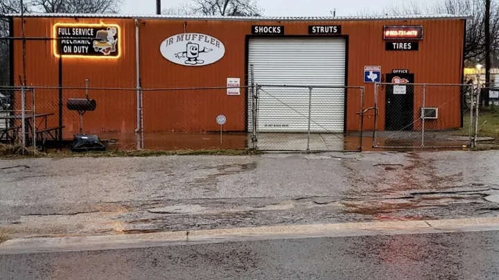 JR Muffler & Mechanic Shop