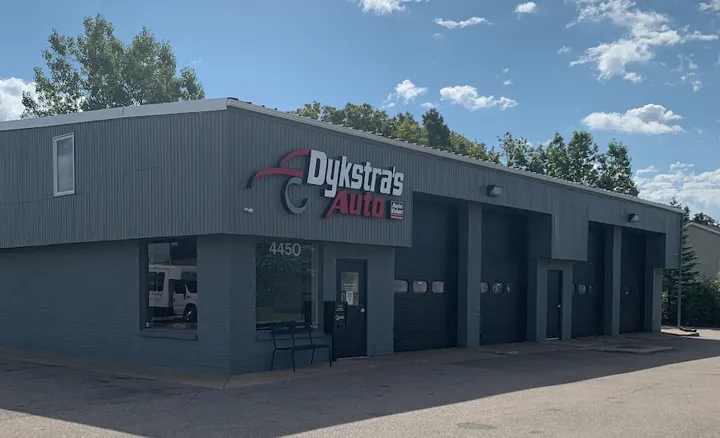 Dykstra's Auto - Kentwood