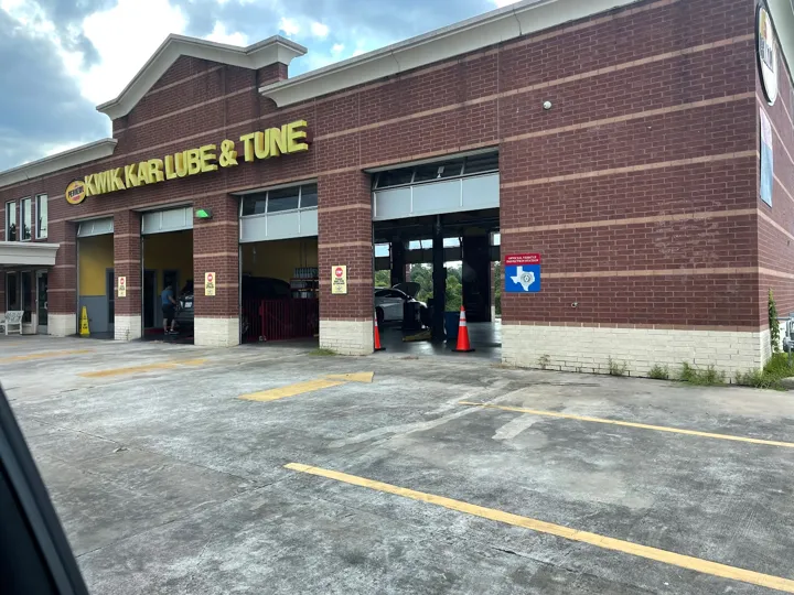 Kwik Kar @ Champions