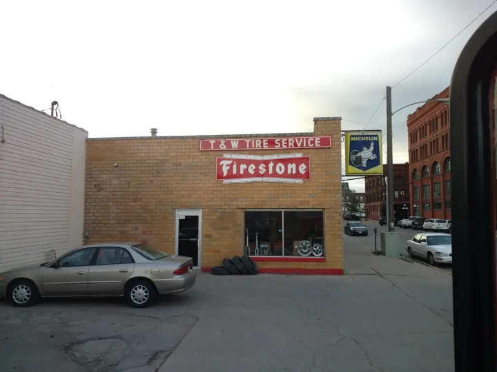 T & W Tire