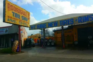 Rodriguez C Tire Shop