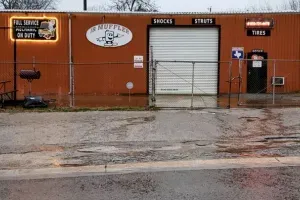 JR Muffler & Mechanic Shop