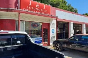 J & J Automotive