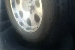 Amigos tire shop