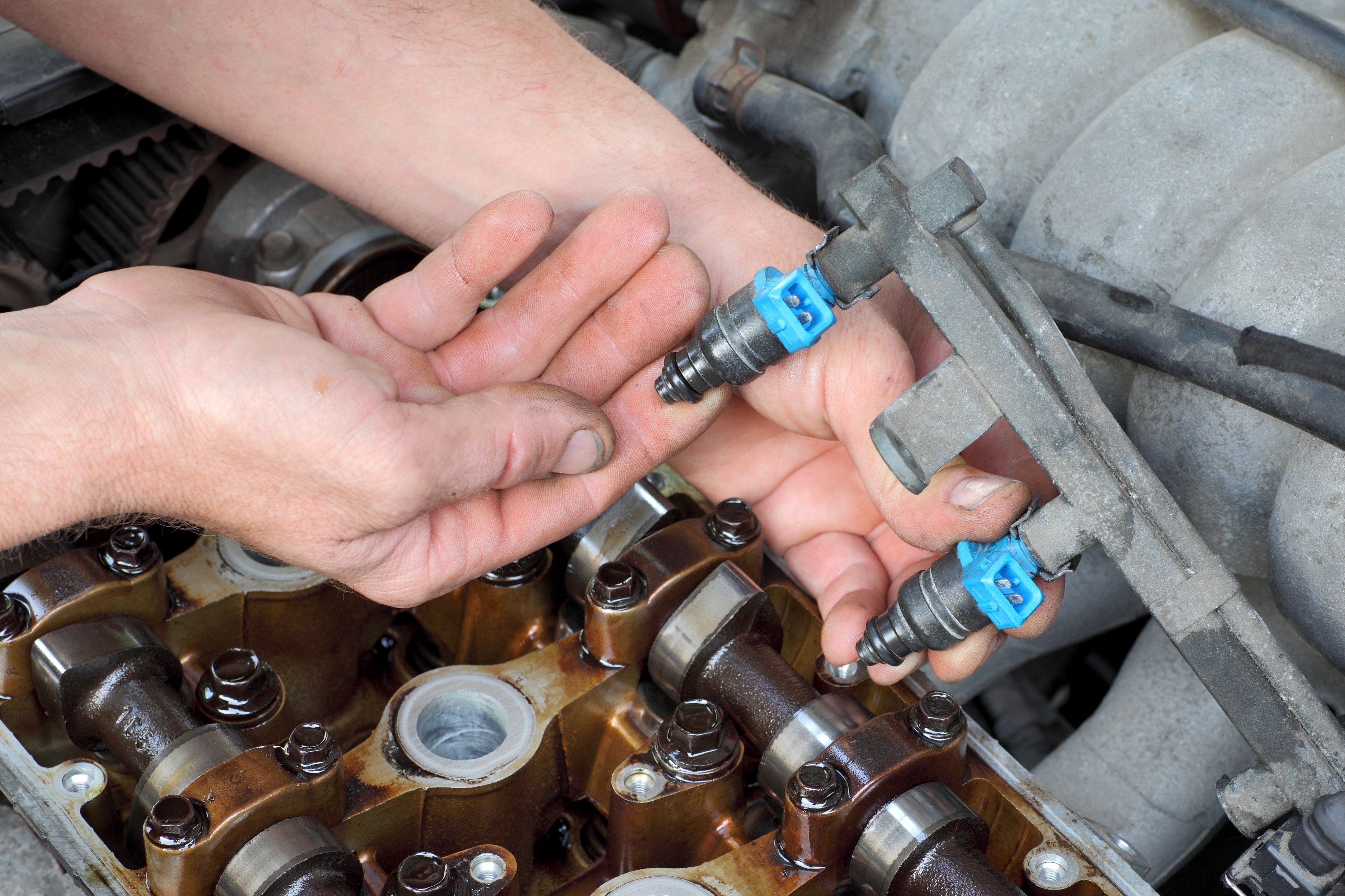 What causes dirty fuel injectors?